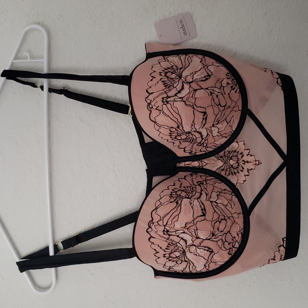 Pink & Black XL Lace Lingerie